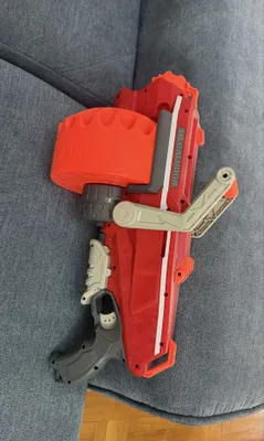 Эклюзивный пистолет Nerf Megaladon .