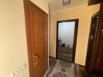 Metro yonida 63 m² maydonga ega 3 xonali kvartira sotiladi 1