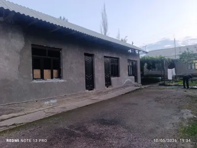 Uy sotiladigan hovli 1