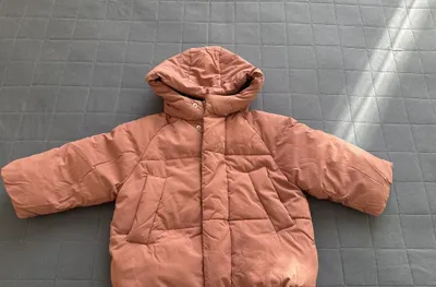 Bolalar kurtkasi Zara original. To‘q pudra rangi. 1