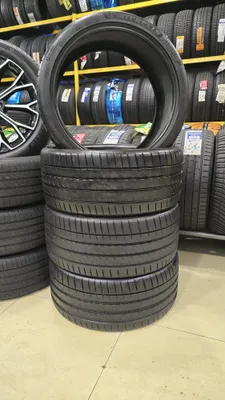 265/35/R21 Michelin pilot sport 4s 1