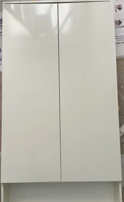 Bo‘yalgan MDFdan tayyorlangan hojatxona shkafi va rakovina osti tumbasi sotiladi