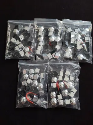 G‘ildirak boltlariga dekorativ qopqoqchalar 17 mm 1