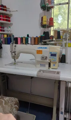 Jack to'g'ri chok tikuv mashinasi 1