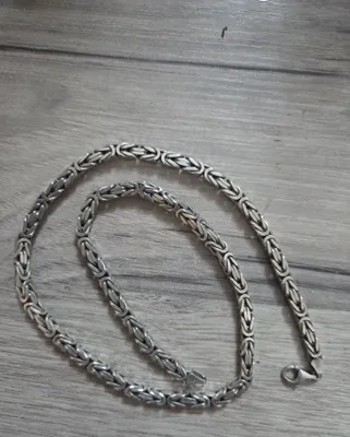 Продам серебреную цепочку 1