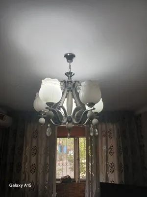 Люстра продам недорого