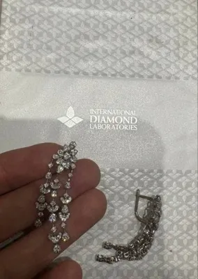 Серьги с бриллиантами из белого золота 1