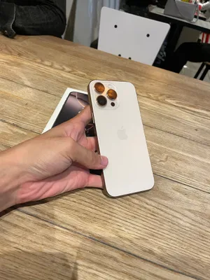 IPhone 16 Pro Max 1