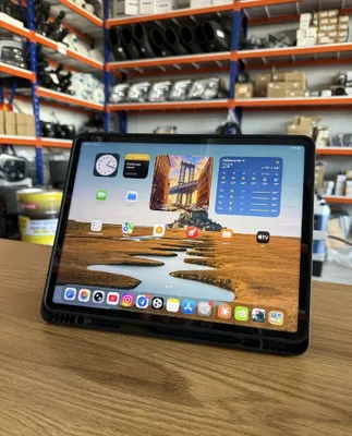 iPad Pro M2 660$, договоримся 1