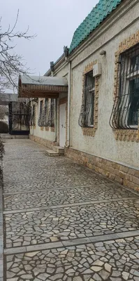 Urganchdagi sanoat hududidagi ofis binosi