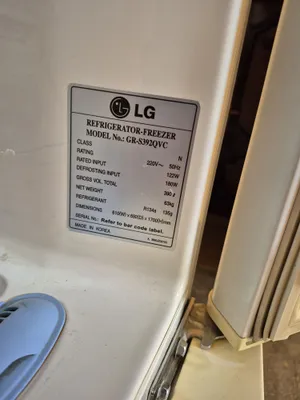 Продаёться холодильник LG. В хорошем состоянии, рабочий. 1