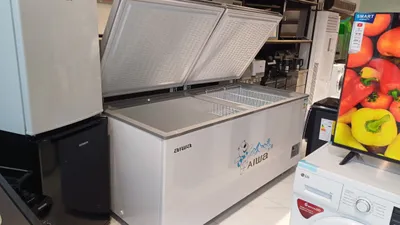 Витринные холодильники и морозильники вертикальные и лари Aiwa 1