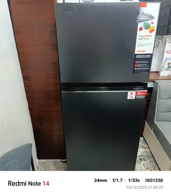 Холодильник Toshiba 1