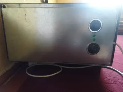 somsa pechka 220 vld ga ishlaydi, juda yangi. 1