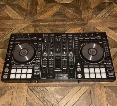 Pioneer (DDJ RX)