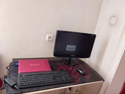 Shoshilinch noutbuk va monitor sotaman