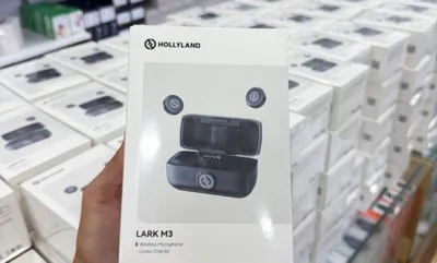 Hollyland LARK M3 Combo — 2TX + 1RX. 1