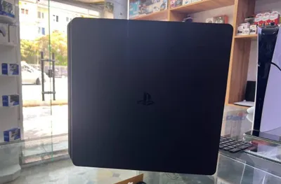 PlayStation 4 Slim, buzilgan versiyasi sotiladi 1