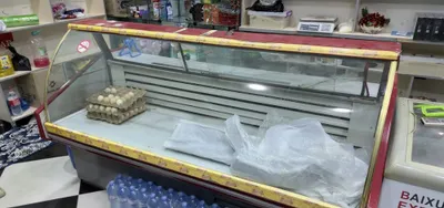 витринный холодильник 1