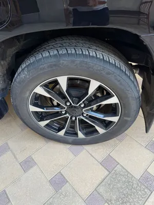 Toyota Land Cruiser 200 shinalari 1