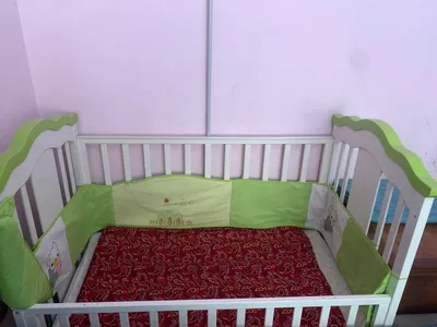Bolalar kravati sotiladi