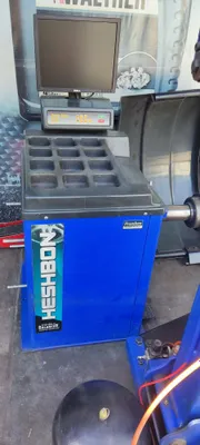 Продаётся шиномонтажное оборудование HESHBON в среднем рабочем состоян 1