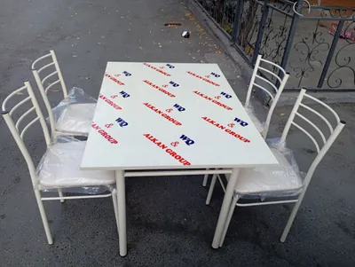 uy va kafe uchun oshxona stoli. Boshqa orzular. 1