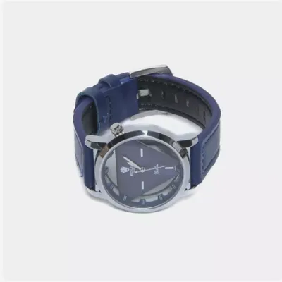 Новая модель часов Rolex треугольной формы 1