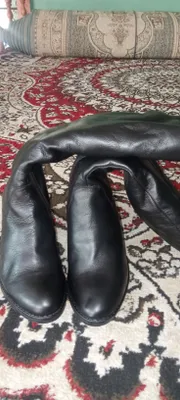 Зимние женские сапоги