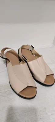 Ayollar sandallarini sotaman 1