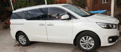 KIA karnival mashina sotiladi 1