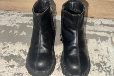 A’lo holatdagi bolalar oyoq kiyimlari 1