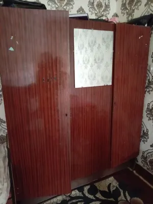 Шкаф
