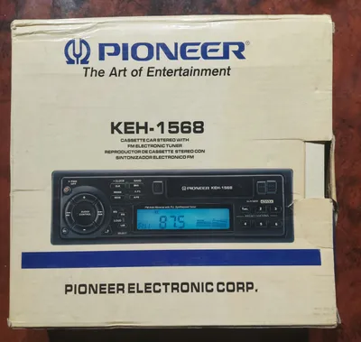 Продаётся автомагнитофон Pioneer
