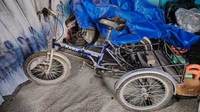 Yukxalta (bagajnik)li uch gʻildirakli velosiped. 1