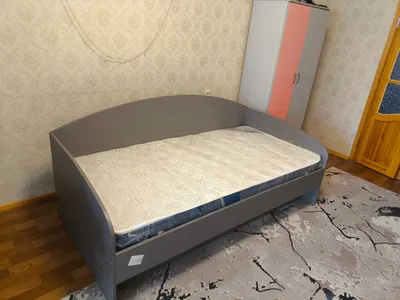 Bolalar karavoti, matras bilan. 1