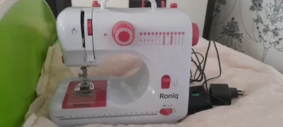 Швейная машина Roniq, 12 видов строчек, есть чехол