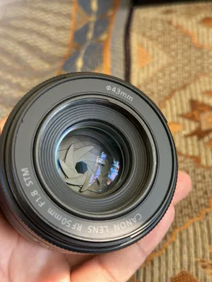 Canon rf 50mm 1.8 sotaman 1