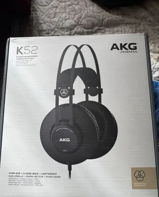 AKG K52 quloqchinlari 1