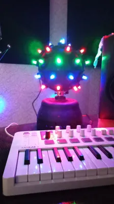 Крутящийся музыкальный шар 1
