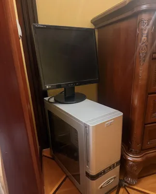 Продам кейс и монитор 17 1
