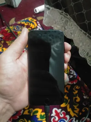 iPhone SE 2020 64 ГБ 1