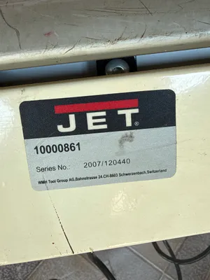 Торцовочная пила фирмы JET 3