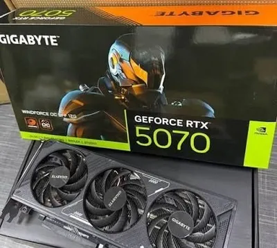 Видеокарта RTX 5070 gigabyte oc version 1