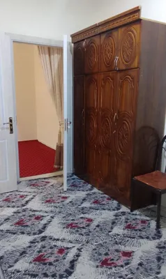 Med inistutut yoni Karimbek restarani oldida uy sotiladi 1