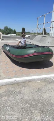 Лодка с мотором. 1