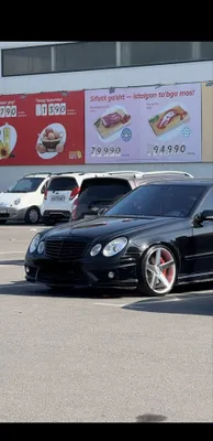 Mercedes-Benz W211 5 л M113 1
