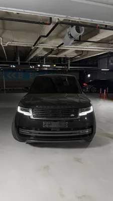 Range Rover P530 LWB 5 seats 1