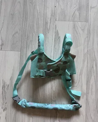 Bolaning ilk qadamlari uchun tasma-kamar