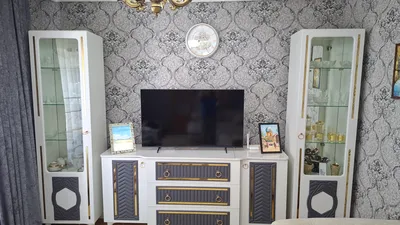 Devor mebeli yoki televizor devor mebeli sotiladi 1